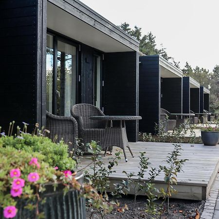 Blabjerggaard - Hennebysvej 60 Aparthotel Henne Strand Bagian luar foto