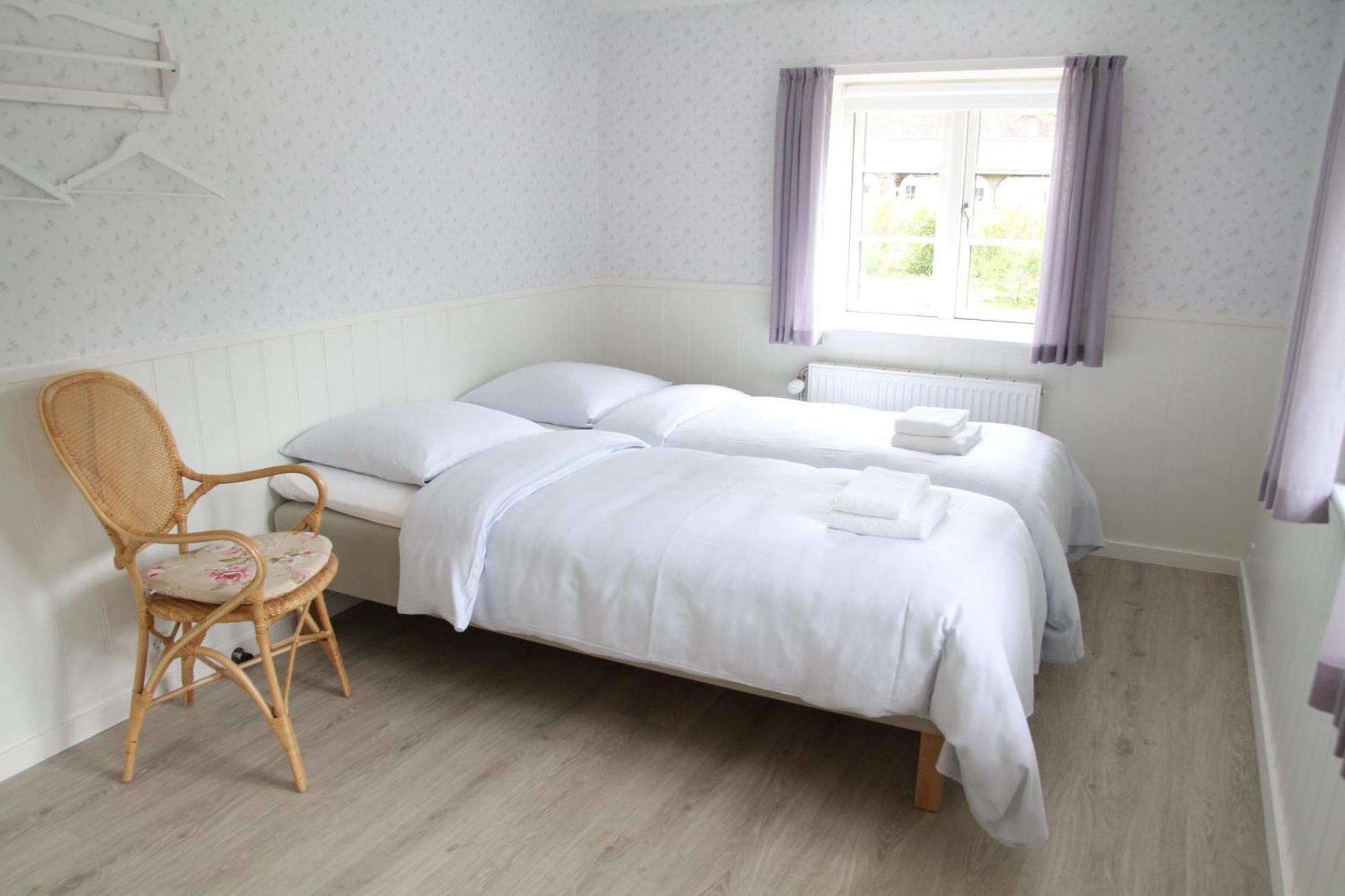 Blabjerggaard - Hennebysvej 60 Aparthotel Henne Strand Bagian luar foto