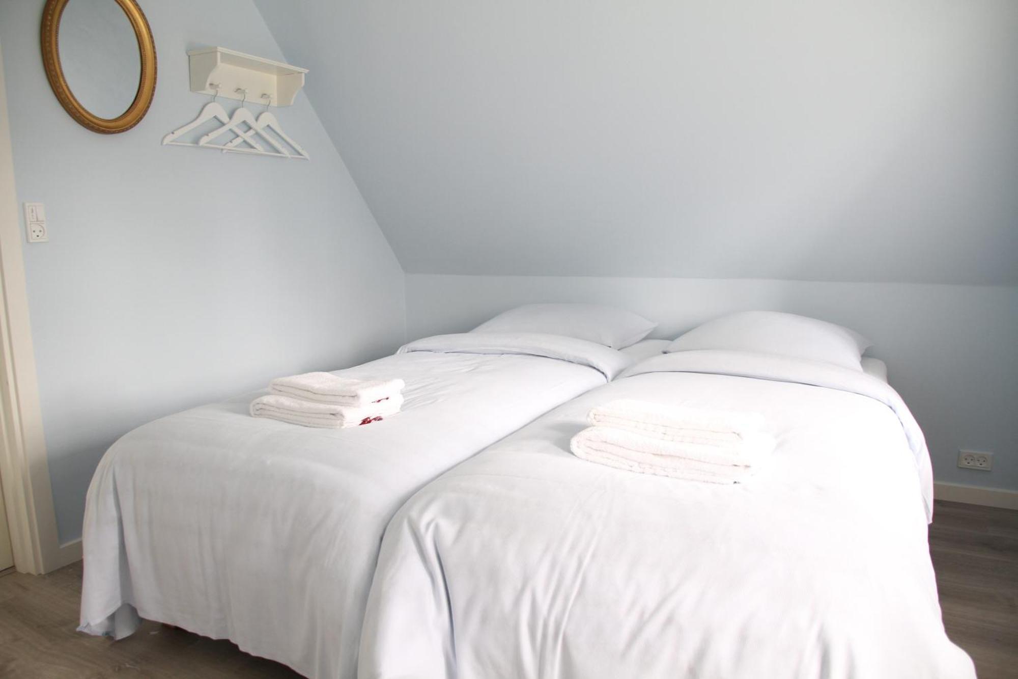 Blabjerggaard - Hennebysvej 60 Aparthotel Henne Strand Bagian luar foto